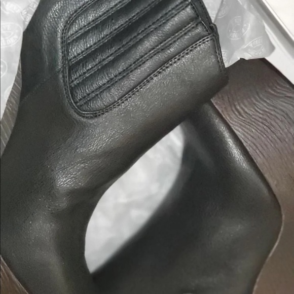 Steve Madden Saycred booties - Picture 2 of 4